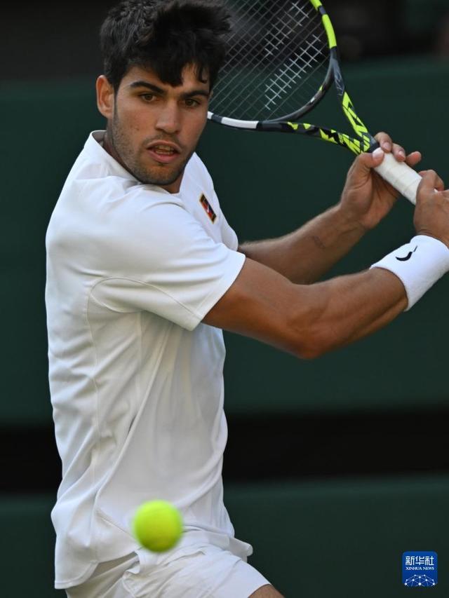 富了阿森纳 富了阿森纳