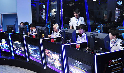 皇马尚未与 皇马尚未与