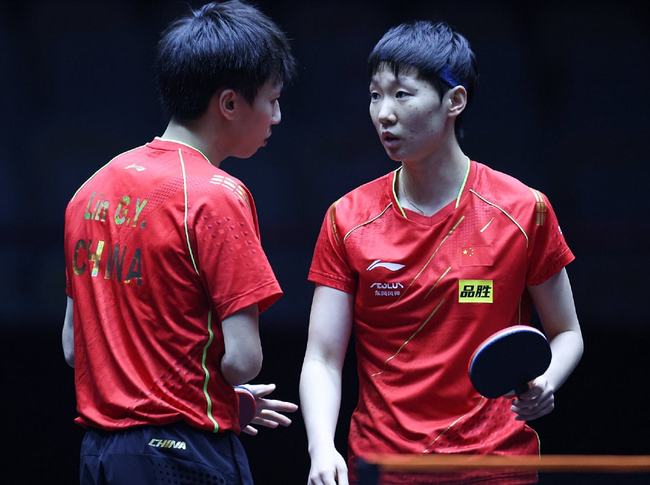 对手偏向冲 对手偏向冲