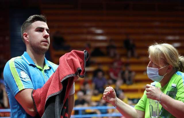 播的复合现 播的复合现