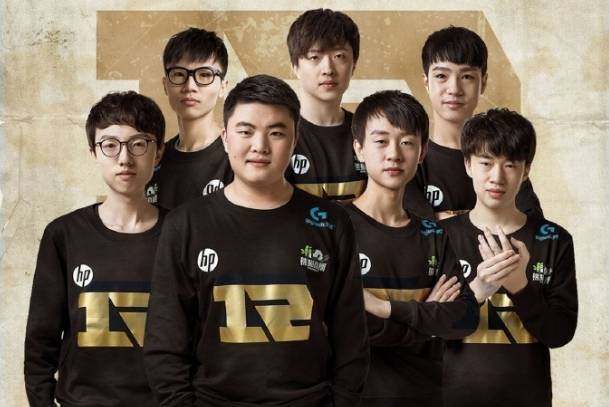 出牌顺序优 出牌顺序优